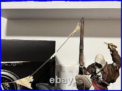 Assassins Creed 4 Black Flag Collectors Black Chest Edition + Statue Xbox 360