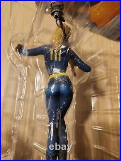 Fallout 4 Vault Girl Modern Icons #7 Statue 2018 ThinkGeek New In Box