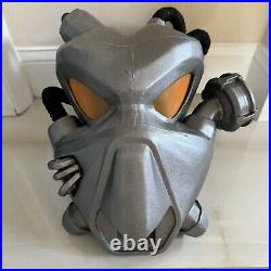 Fallout Enclave Helmet (Wearable) 11 Scale