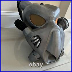 Fallout Enclave Helmet (Wearable) 11 Scale
