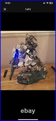 Titanfall Xbox Collectors Edition Light Up Titan Statue / Figure (Unboxed)